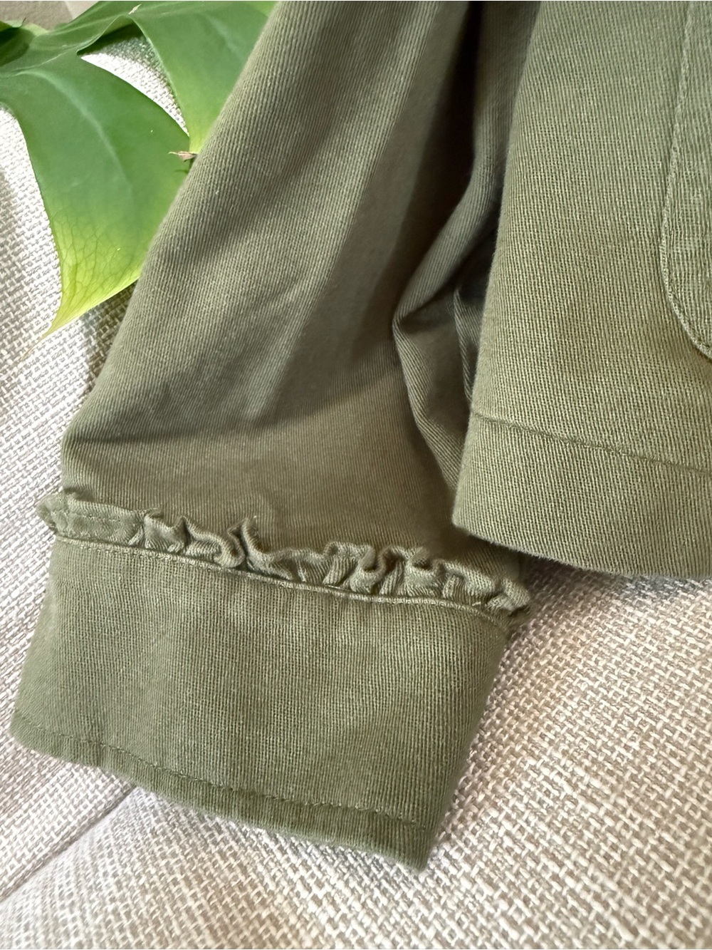 Dolan Ruffle Trim Utility Jacket - Olive Green NWT - Picture 4 of 7